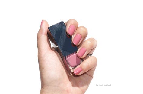 Burberry Beauty Runway Nail Collection Pink Tones – Hydrangea 